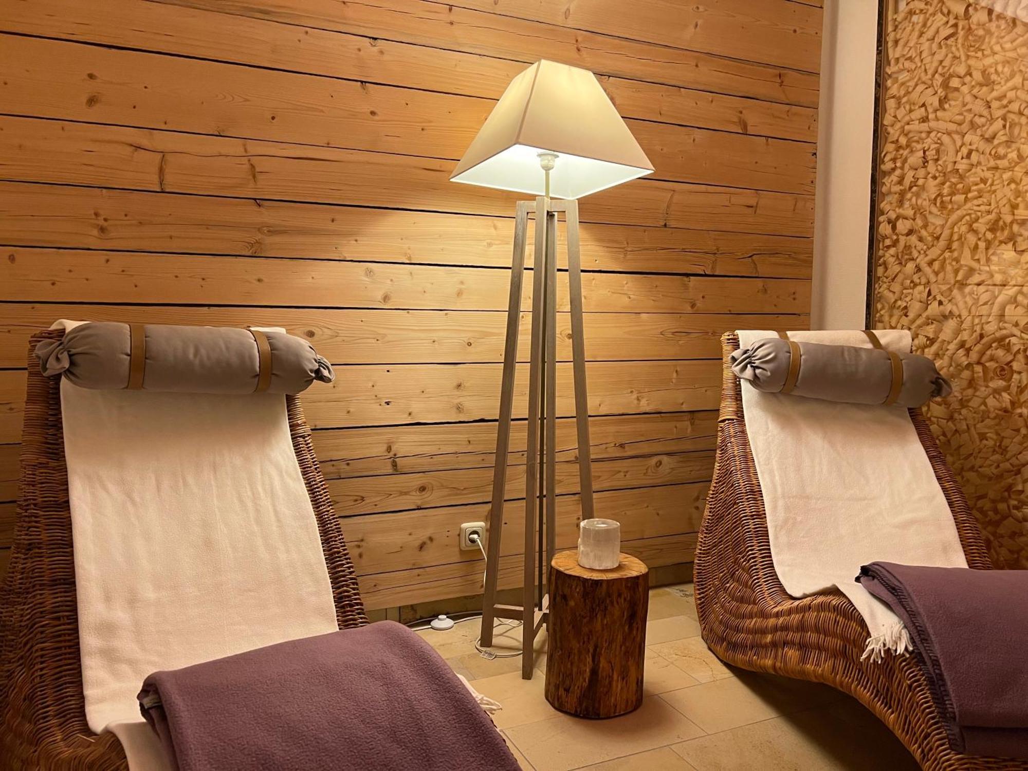 Aparthotel Parsberg Lferstl 外观 照片